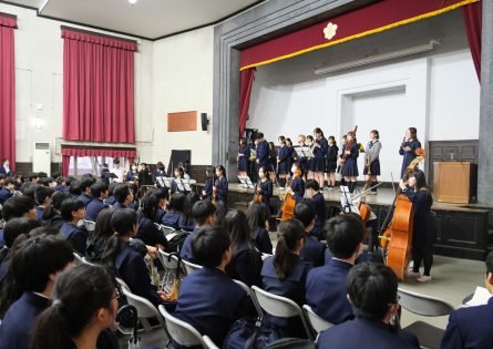 オーケストラ部の様子　圧巻の演奏でした