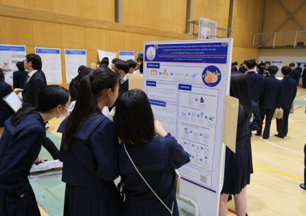 Science Fair　ポスター発表の様子１