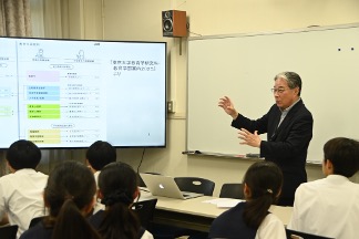 講演の様子2